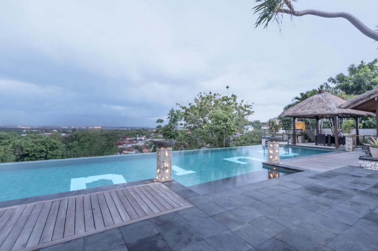 Villa Hening Jimbaran Exterior foto